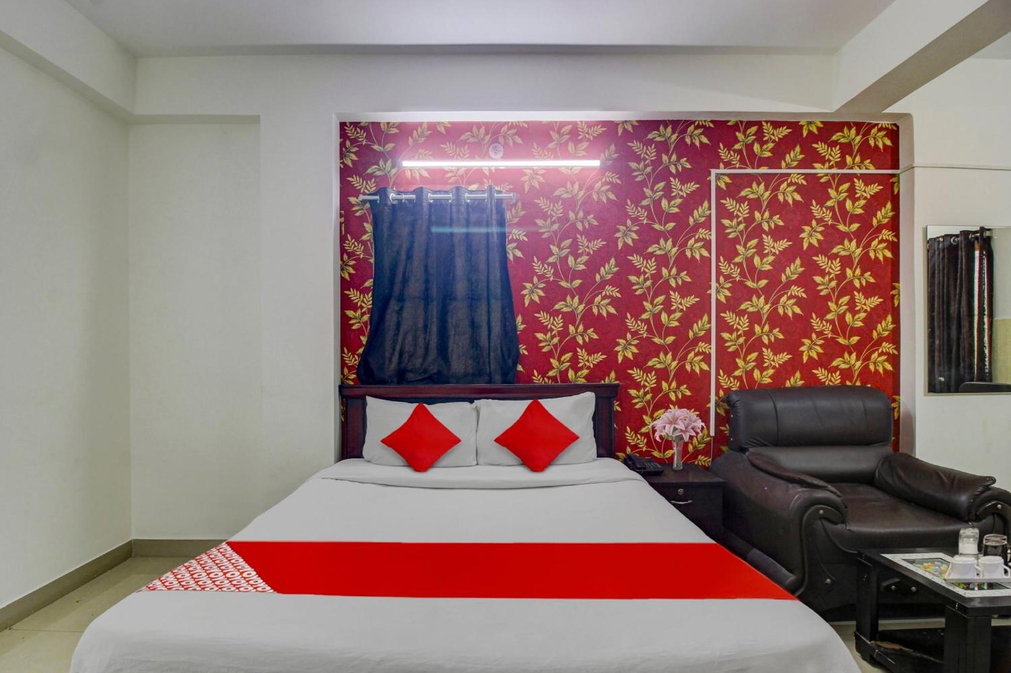 Hotel O Stay U Like Hotel'S Hyderabad Eksteriør billede