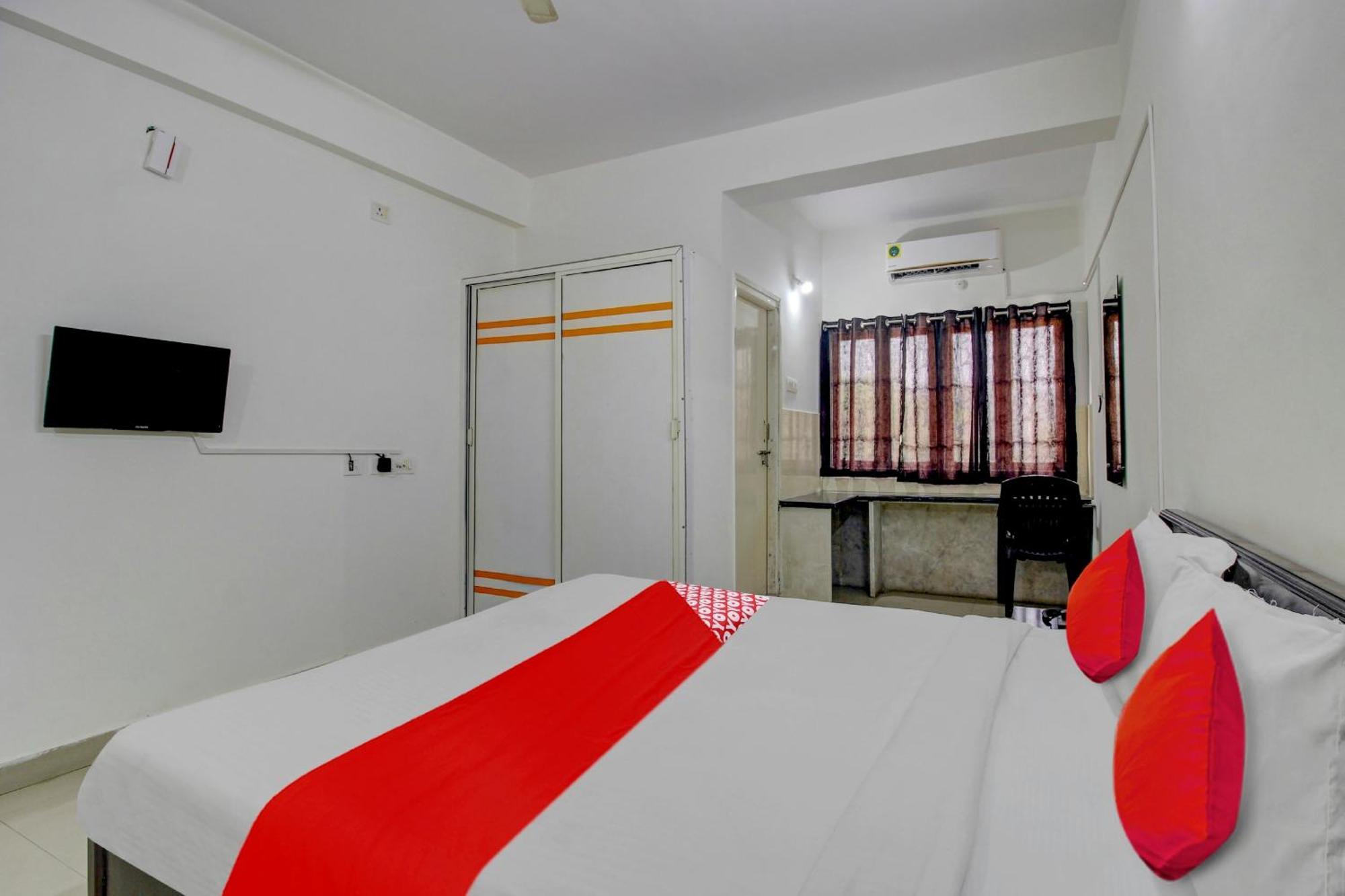 Hotel O Stay U Like Hotel'S Hyderabad Eksteriør billede
